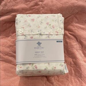 NWT SIMPLY SHABBY CHIC FLORAL CANDY SHEET SET QUEEN